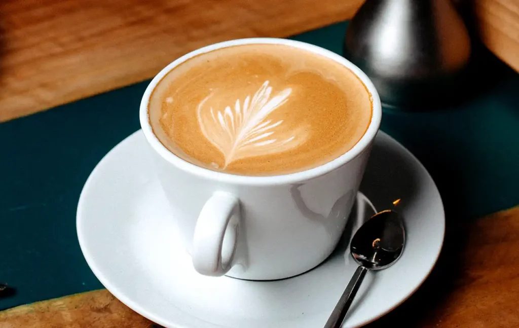 Fully Automatic vs Traditional Espresso Machine